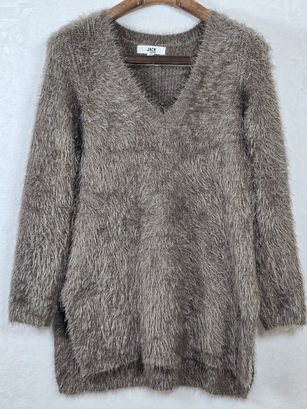 Anthropologie Jack by BB Dakota Brown Eyelash Fuzzy Knit V-Neck Sweater Size S